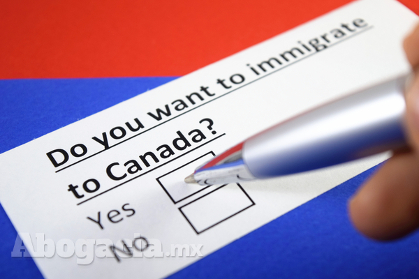 Los peligros de inmigrar de forma ilegal a Canadá y Estados Unidos